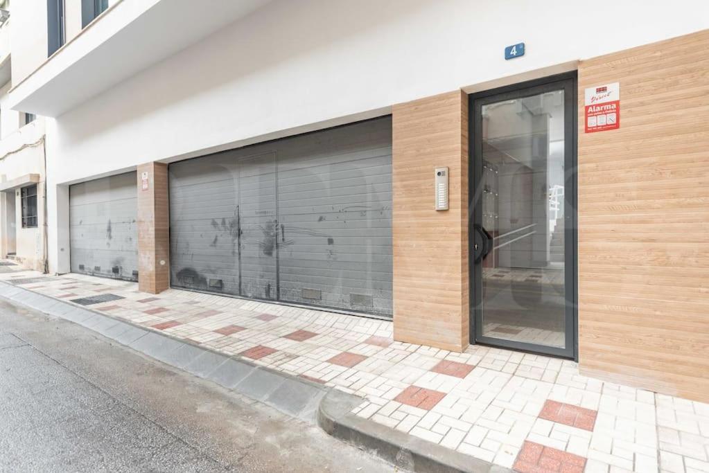 Modern Apartment With Patio & Parking By Rems 马拉加 外观 照片